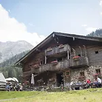 Daire Hochalmbahnen 8w2, Alpenrebe, Nahe Gondel Rauris