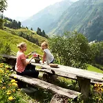 Daire Hochalmbahnen 8w2, Alpenrebe, Nahe Gondel *